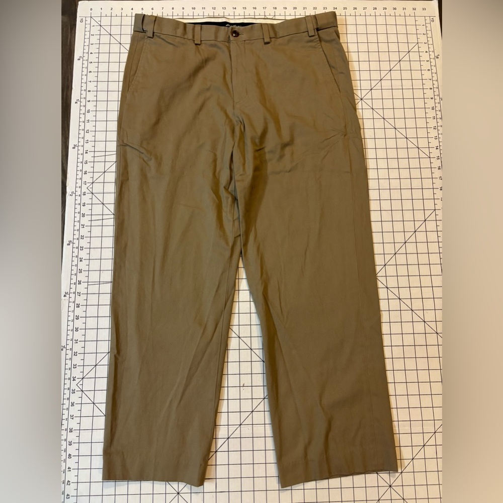 Eddie Bauer Men’s Size 38/30 Tan Chinos Classic Cotton Twill